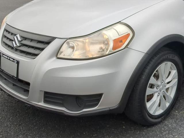 used 2013 Suzuki SX4 car, priced at $9,204