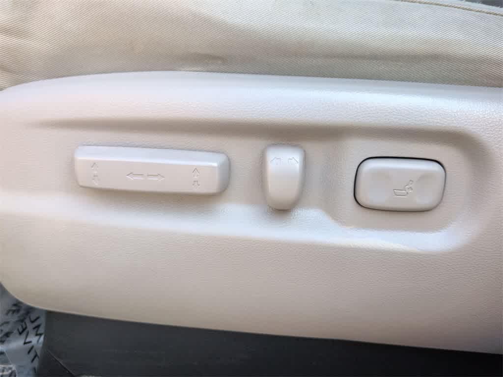 used 2015 Honda Pilot car, priced at $10,877