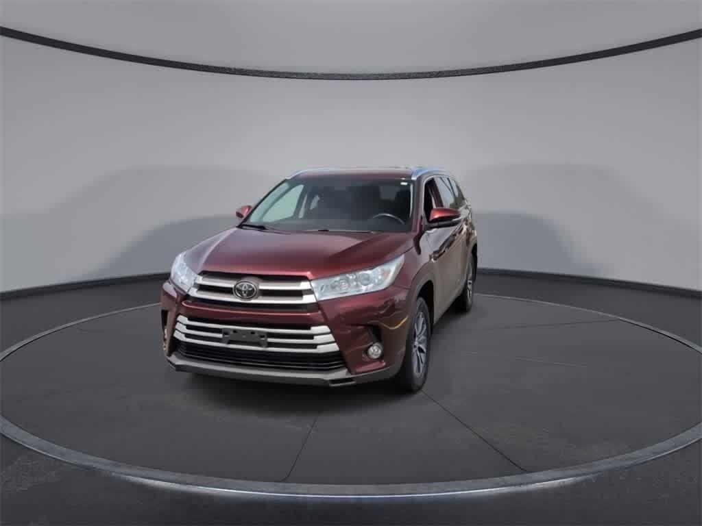 used 2019 Toyota Highlander car, priced at $23,964