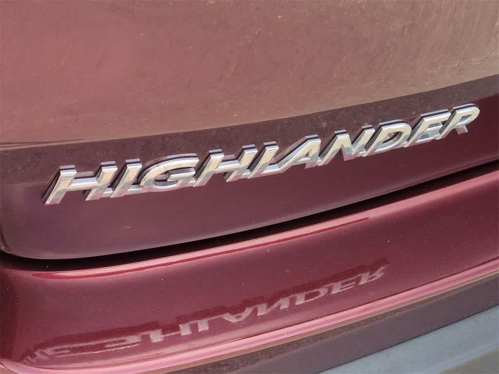used 2019 Toyota Highlander car, priced at $23,964