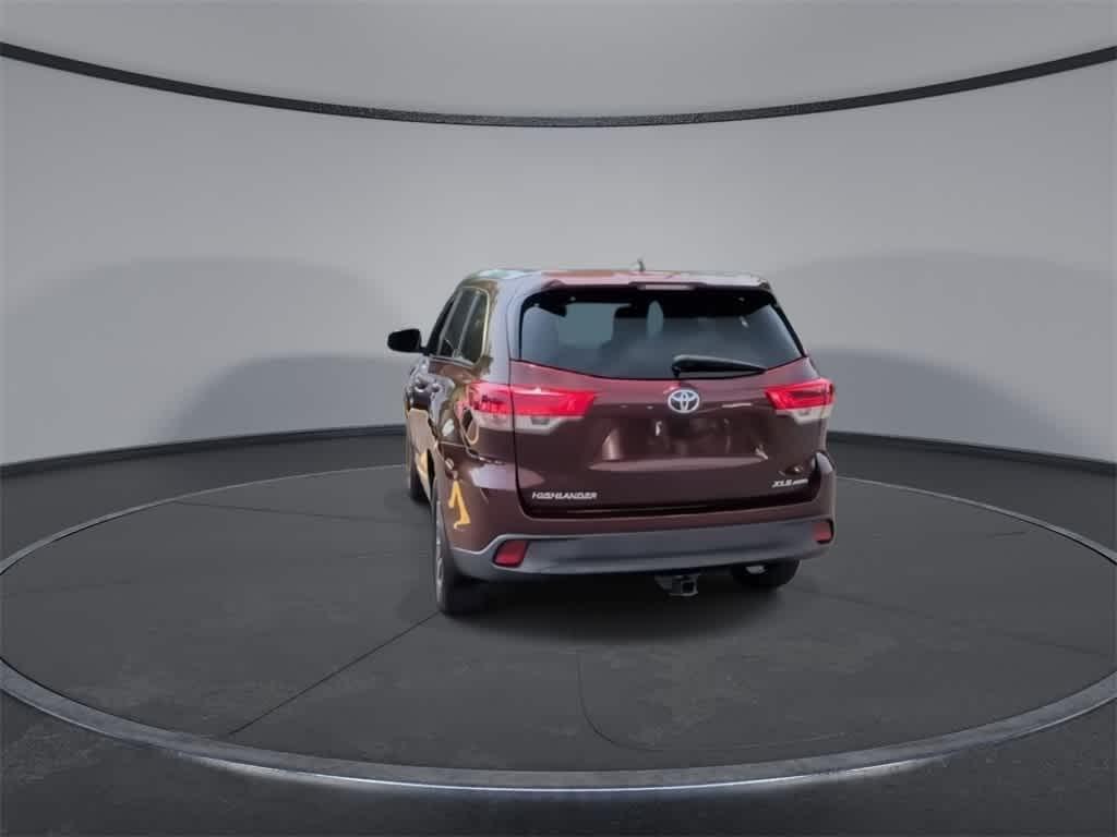 used 2019 Toyota Highlander car, priced at $23,964