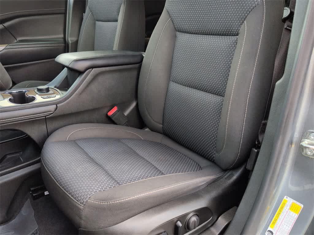 used 2021 GMC Acadia car, priced at $22,325
