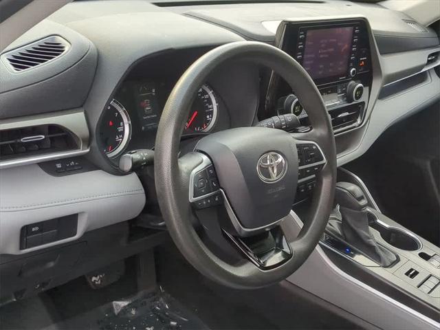 used 2021 Toyota Highlander car, priced at $28,313