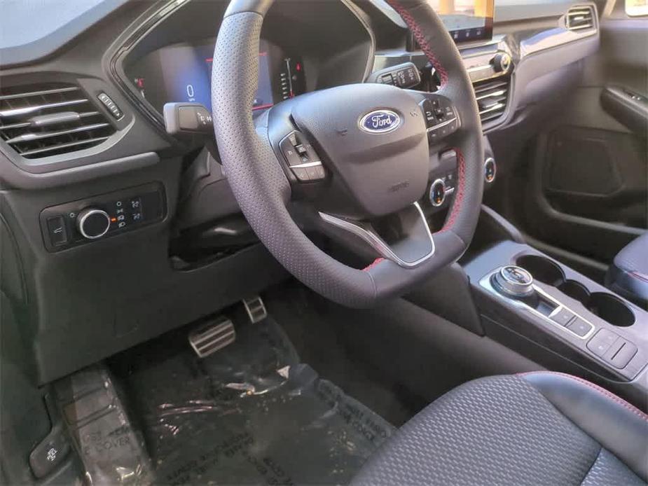 used 2023 Ford Escape car, priced at $25,346