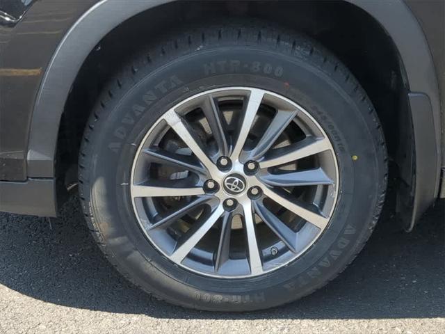 used 2018 Toyota Highlander car, priced at $20,695