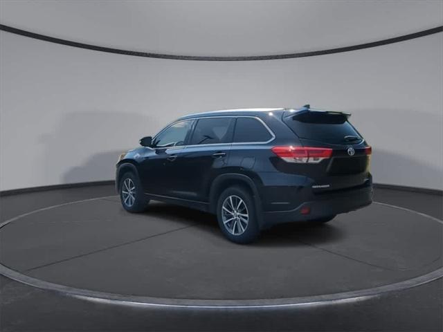 used 2018 Toyota Highlander car, priced at $20,695