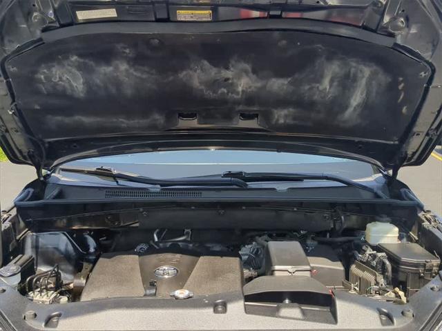 used 2018 Toyota Highlander car, priced at $20,695