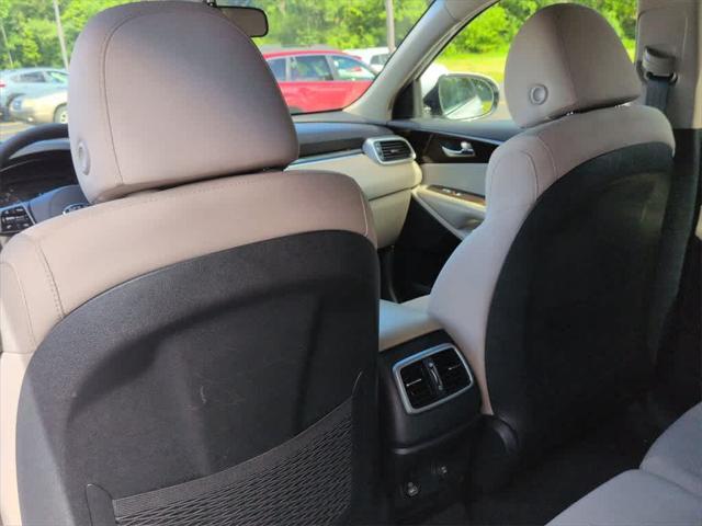 used 2019 Kia Sorento car, priced at $15,500