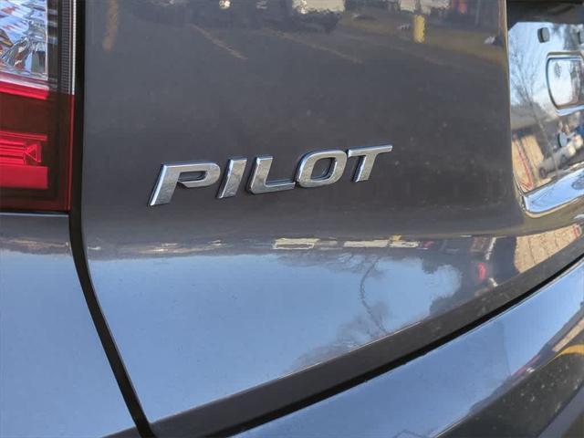 used 2022 Honda Pilot car, priced at $31,815