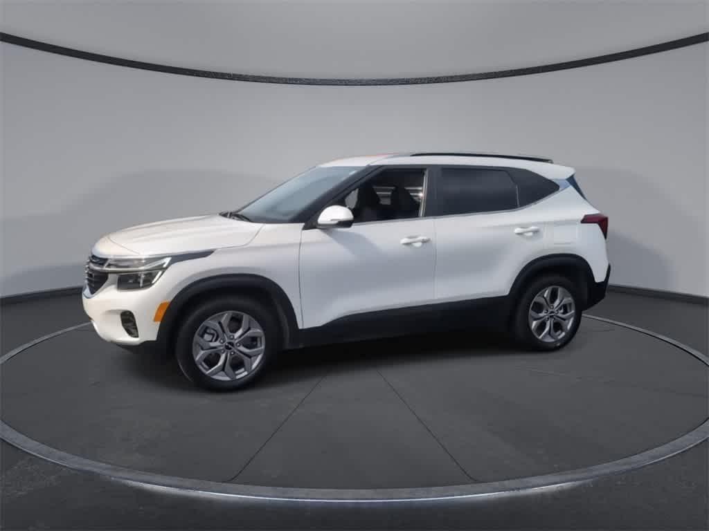 used 2024 Kia Seltos car, priced at $22,843