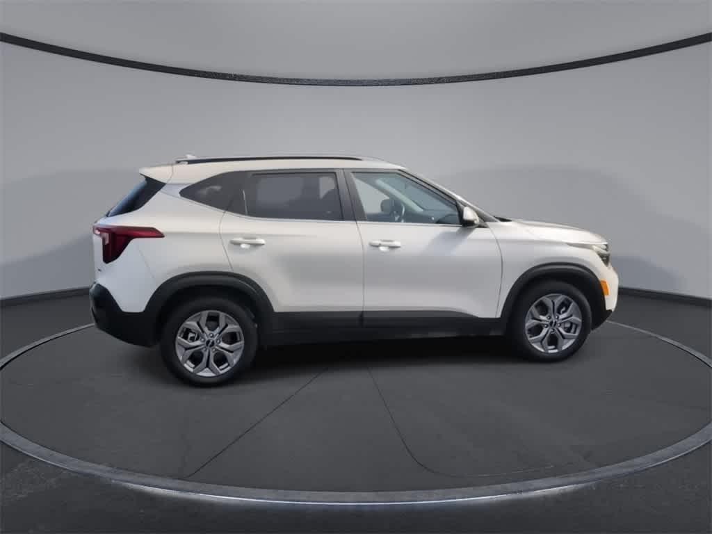 used 2024 Kia Seltos car, priced at $22,843