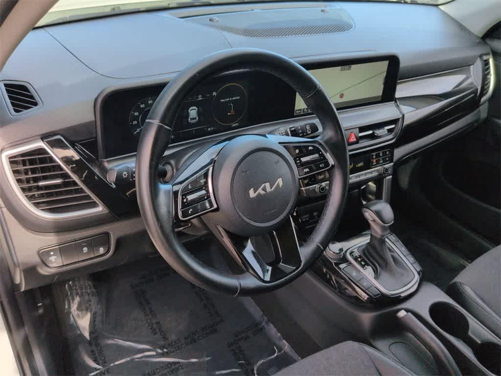 used 2024 Kia Seltos car, priced at $22,843