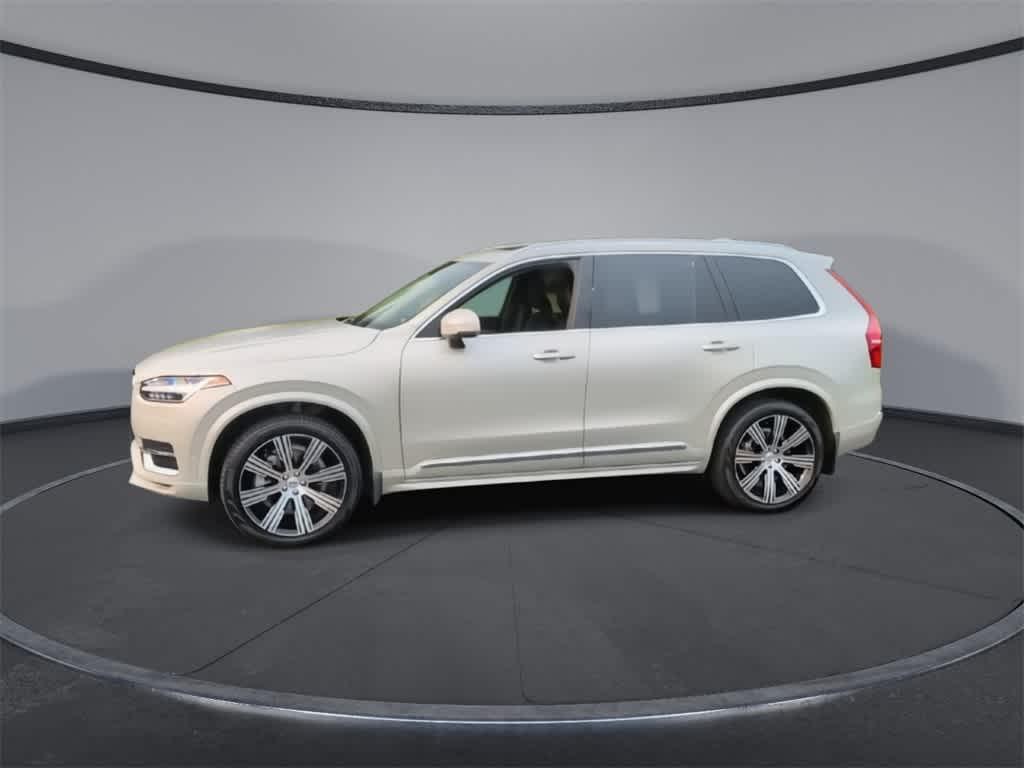used 2022 Volvo XC90 car, priced at $39,500