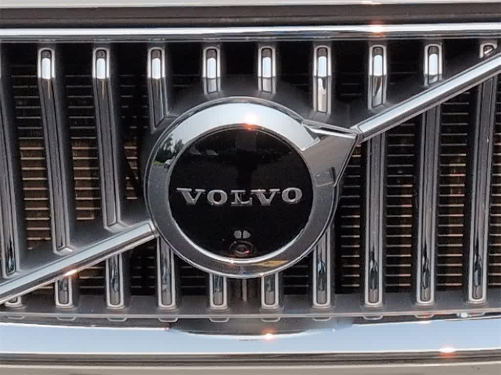 used 2022 Volvo XC90 car, priced at $39,500