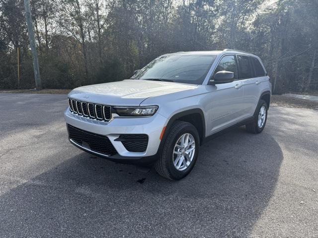 new 2025 Jeep Grand Cherokee car, priced at $37,500