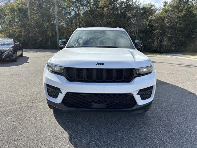 new 2025 Jeep Grand Cherokee car, priced at $41,435