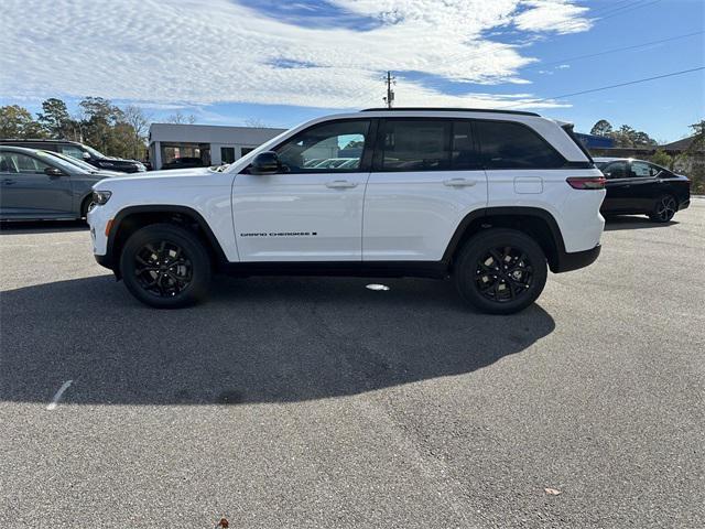 new 2025 Jeep Grand Cherokee car, priced at $41,435