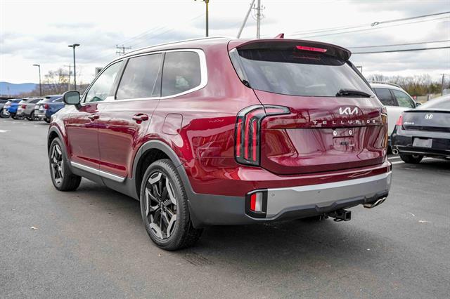 used 2023 Kia Telluride car, priced at $35,100