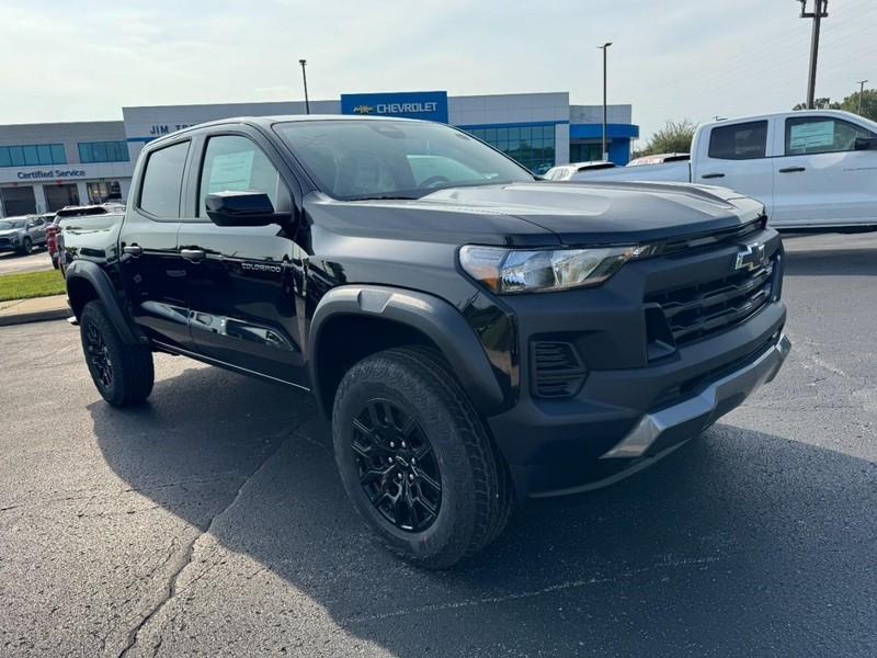 new 2026 Chevrolet Colorado car, priced at $38,495