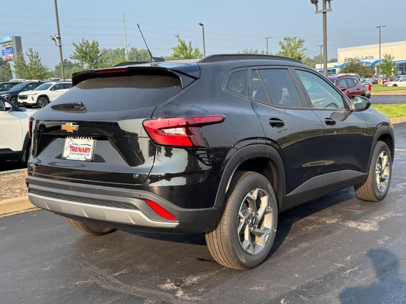 new 2025 Chevrolet Trax car, priced at $24,035