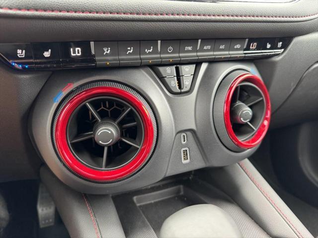 new 2025 Chevrolet Blazer car
