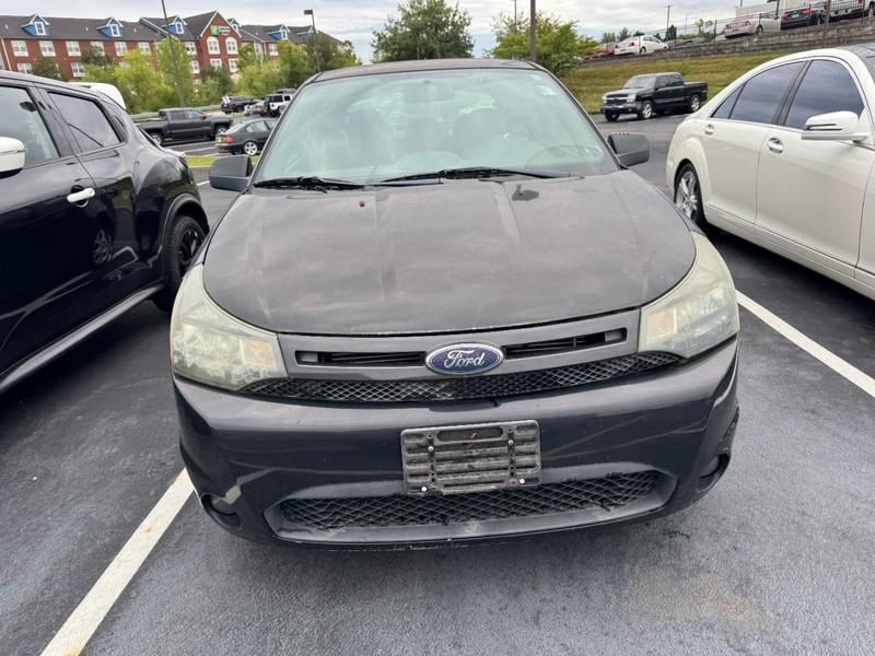used 2009 Ford Focus car, priced at $5,995