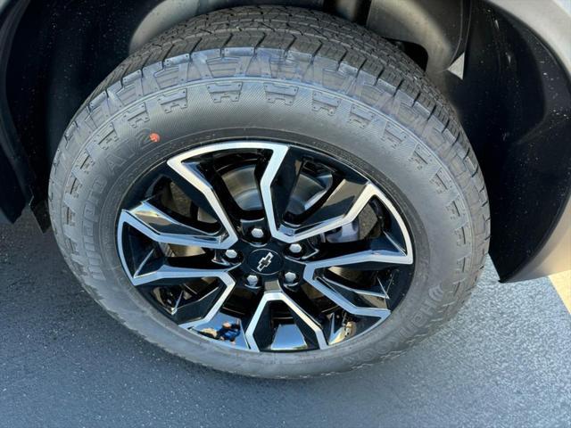 new 2025 Chevrolet TrailBlazer car, priced at $29,830