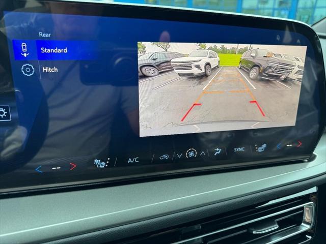 new 2025 Chevrolet Traverse car, priced at $42,195