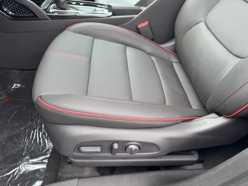 new 2025 Chevrolet TrailBlazer car, priced at $25,340