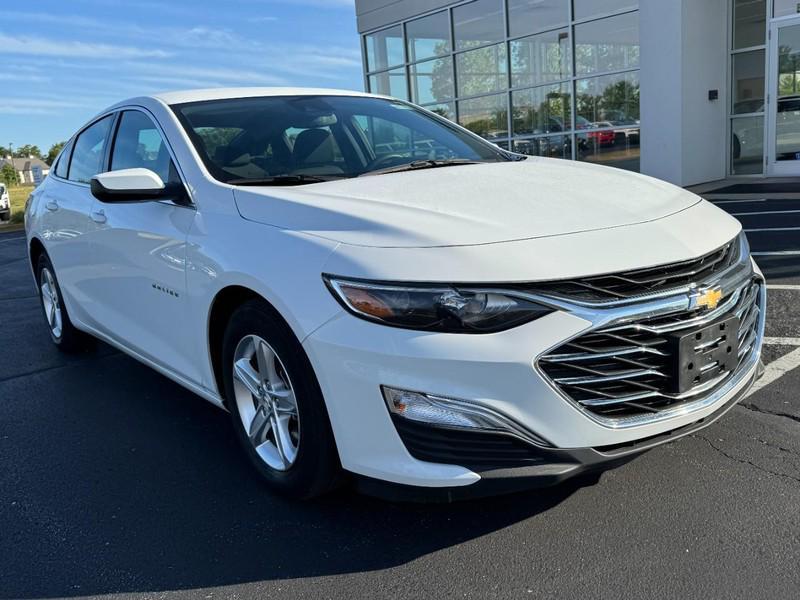 used 2023 Chevrolet Malibu car, priced at $15,995