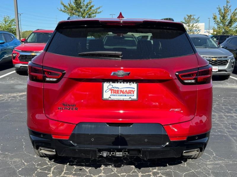 new 2025 Chevrolet Blazer car, priced at $43,060