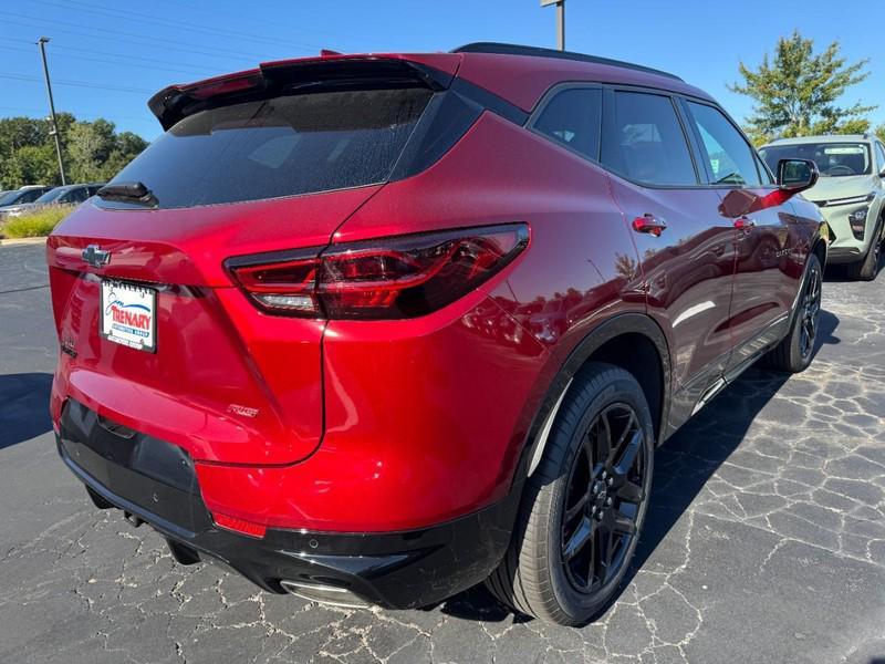 new 2025 Chevrolet Blazer car, priced at $43,060