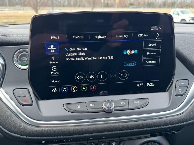 new 2025 Chevrolet Blazer car, priced at $43,060