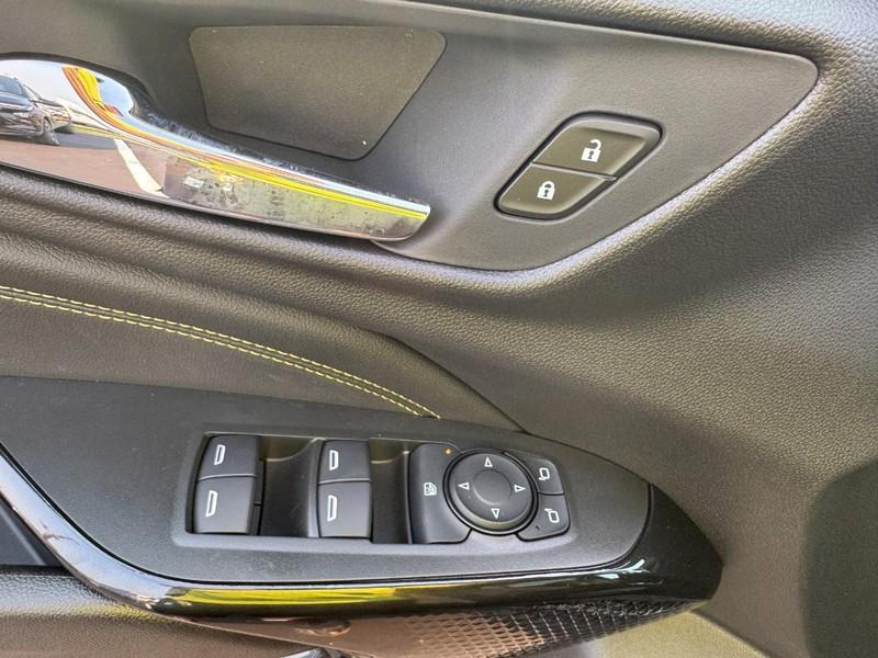 new 2025 Chevrolet Trax car, priced at $24,035