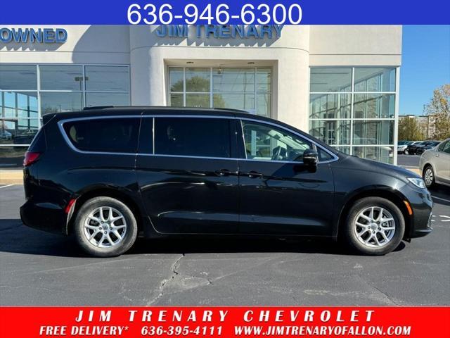 used 2022 Chrysler Pacifica car, priced at $26,995