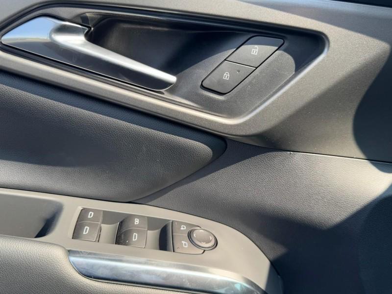 new 2026 Chevrolet Traverse car, priced at $41,595