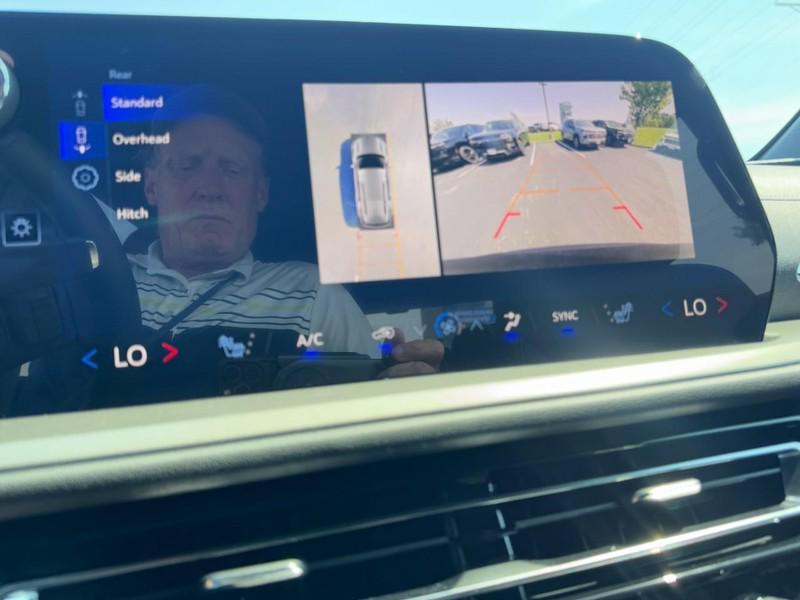 new 2026 Chevrolet Traverse car, priced at $41,595