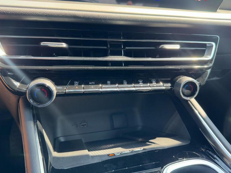 new 2026 Chevrolet Traverse car, priced at $41,595