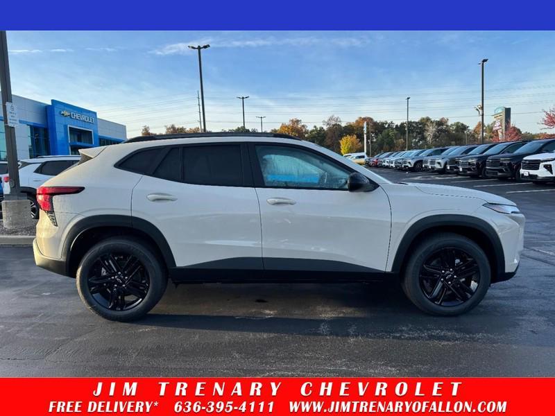 new 2026 Chevrolet Trax car, priced at $26,140