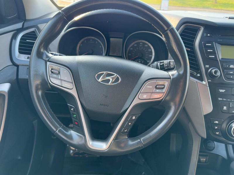 used 2013 Hyundai Santa Fe car, priced at $6,895