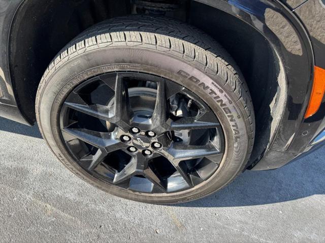 used 2024 Chevrolet Traverse car, priced at $51,995
