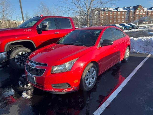 used 2014 Chevrolet Cruze car, priced at $5,495