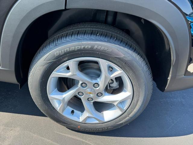 new 2025 Chevrolet Trax car, priced at $22,890