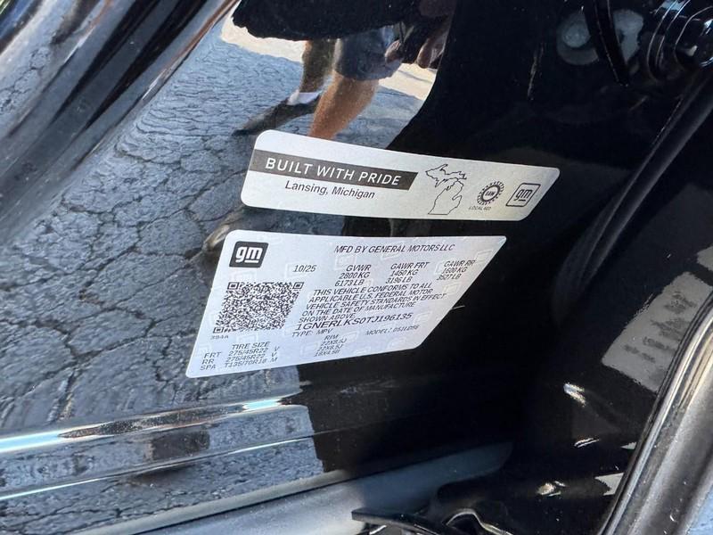 new 2026 Chevrolet Traverse car, priced at $56,320