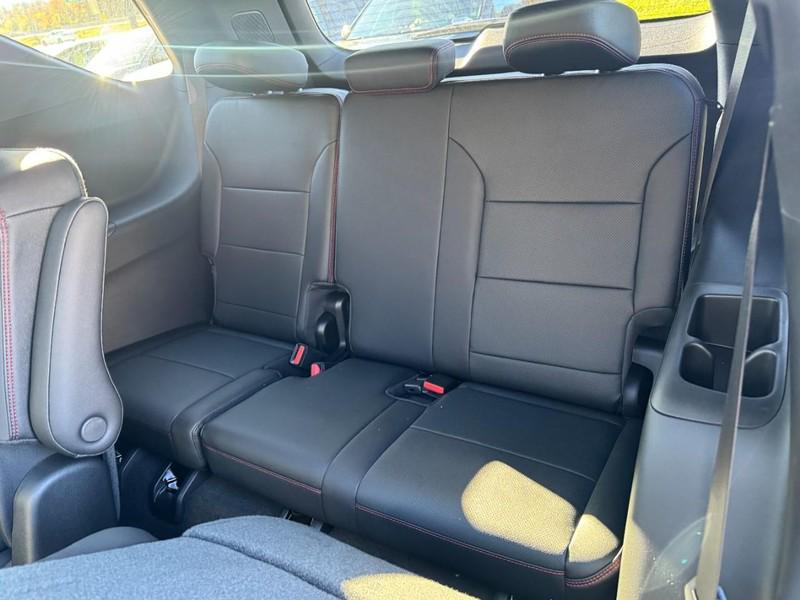 new 2026 Chevrolet Traverse car, priced at $56,320