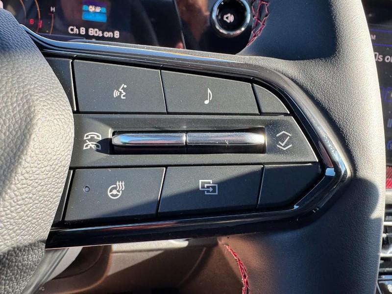 new 2026 Chevrolet Traverse car, priced at $56,320