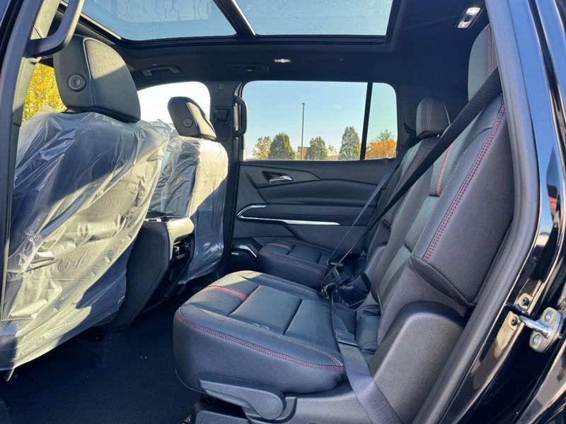 new 2026 Chevrolet Traverse car, priced at $56,320