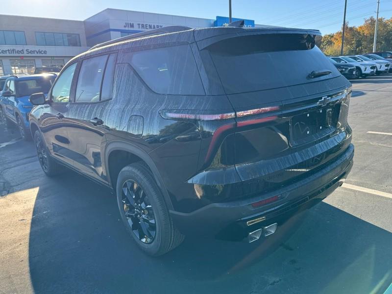 new 2026 Chevrolet Traverse car, priced at $41,230