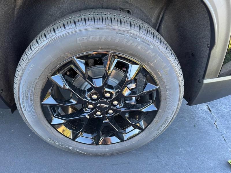 new 2026 Chevrolet Traverse car, priced at $41,230