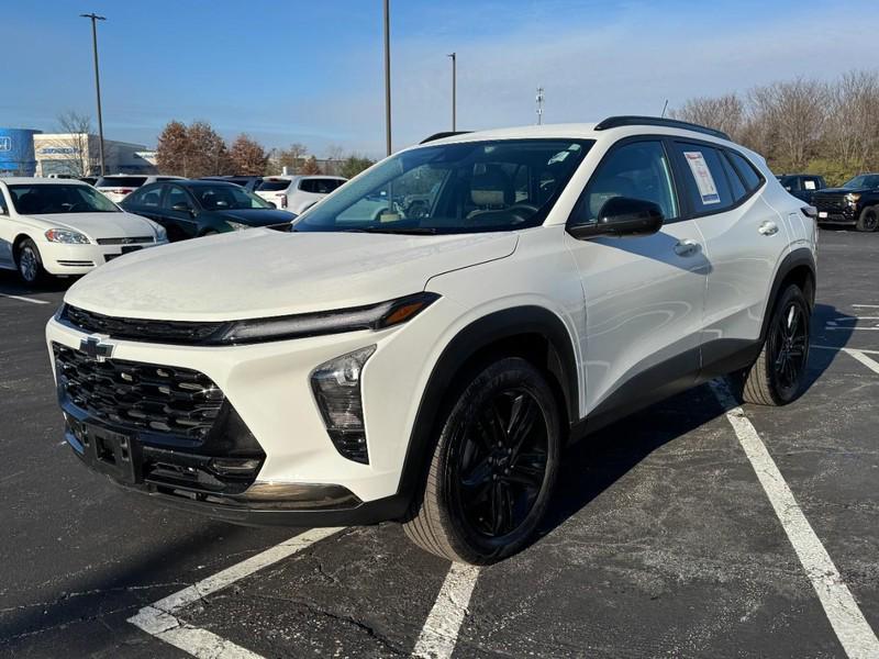 used 2024 Chevrolet Trax car, priced at $22,795